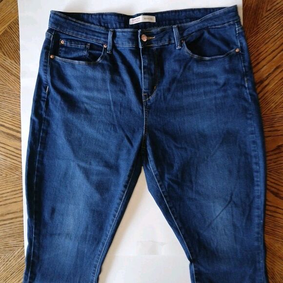 Signature Levi Strauss Gold Mid Rise Capri Dark Wash Cuffed Jeans Size 18 W34 - Picture 4 of 16